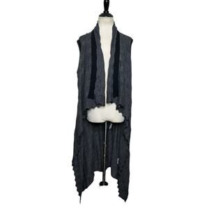 Cartise gray black knit sleeveless hi low cardigan vest size large